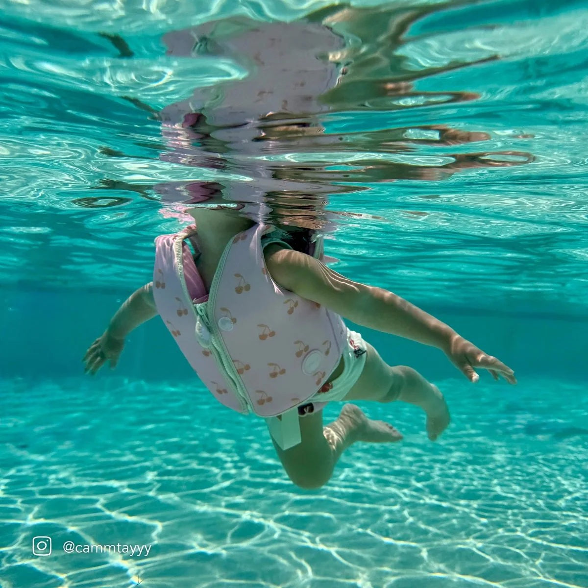 Sunnylife Kids Swim Vest 2-3 Cotton Candy Cherry