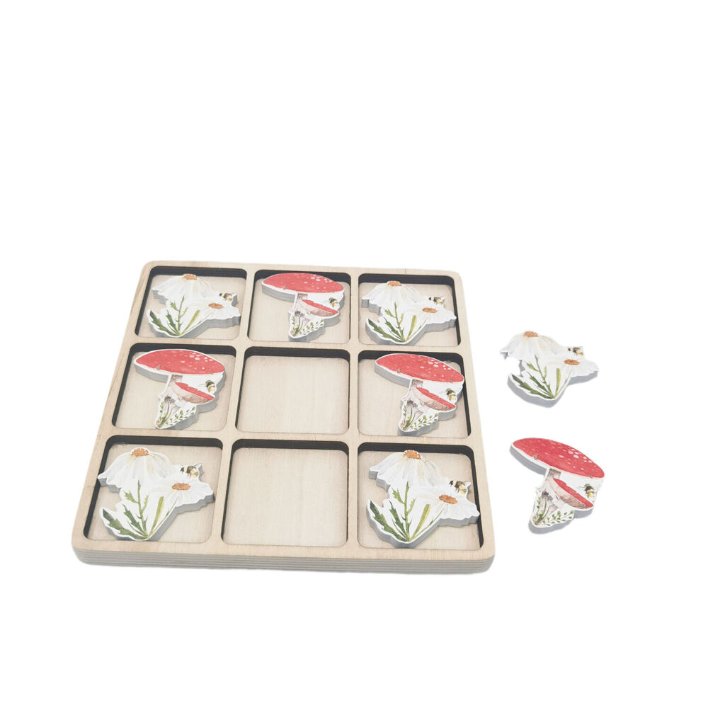 Bee Tic Tac Toe Set Red & White 17cm