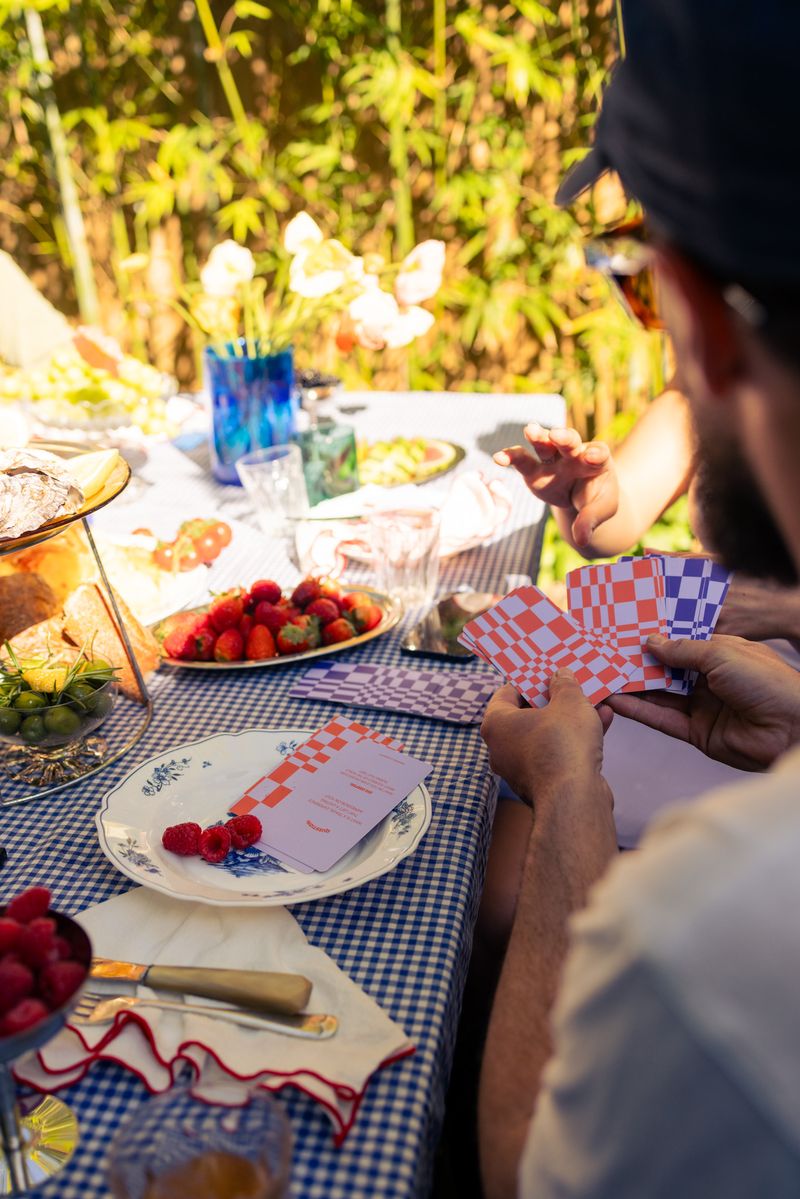 Sonder - Conversation Game