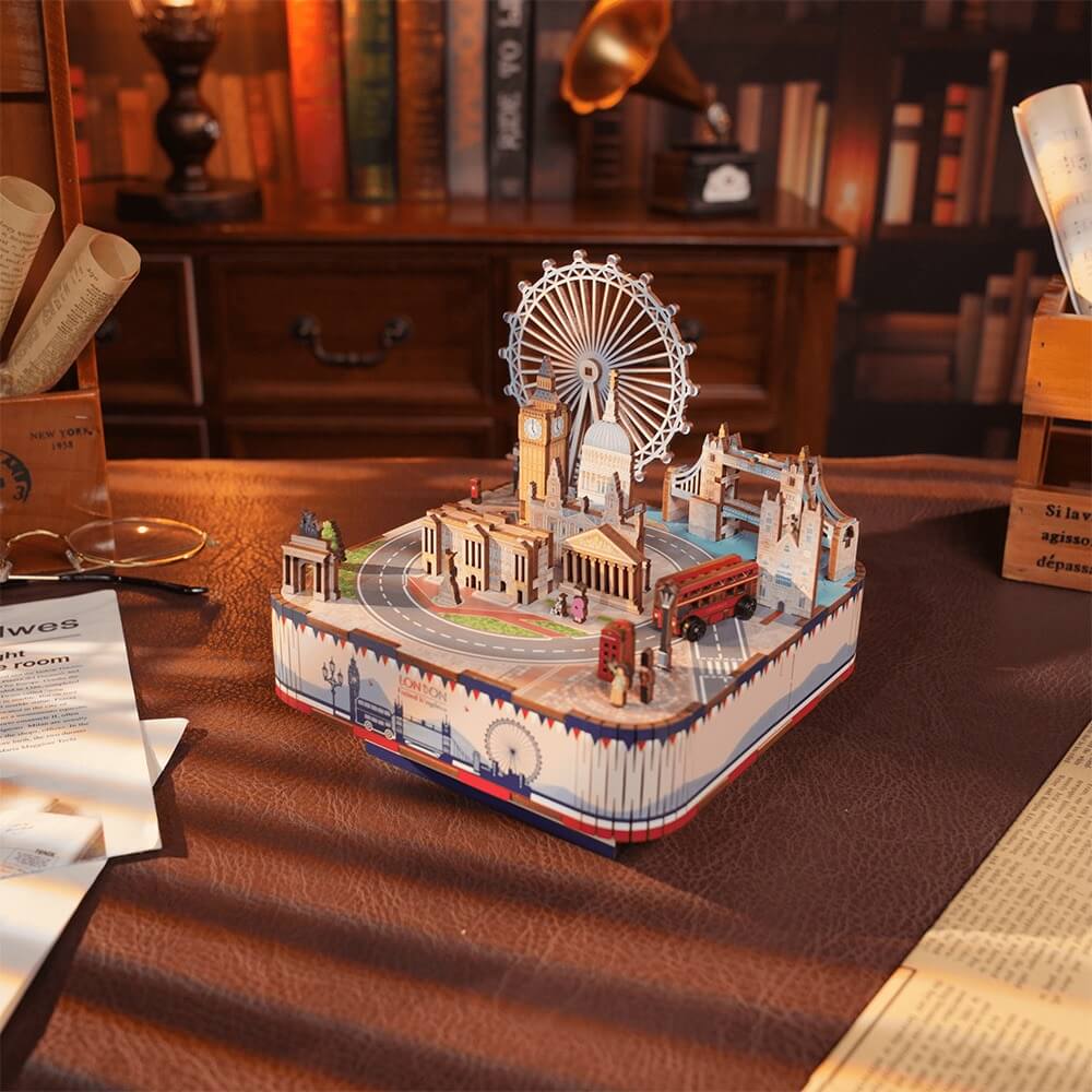  Tonecheer London Music Box Book Nook