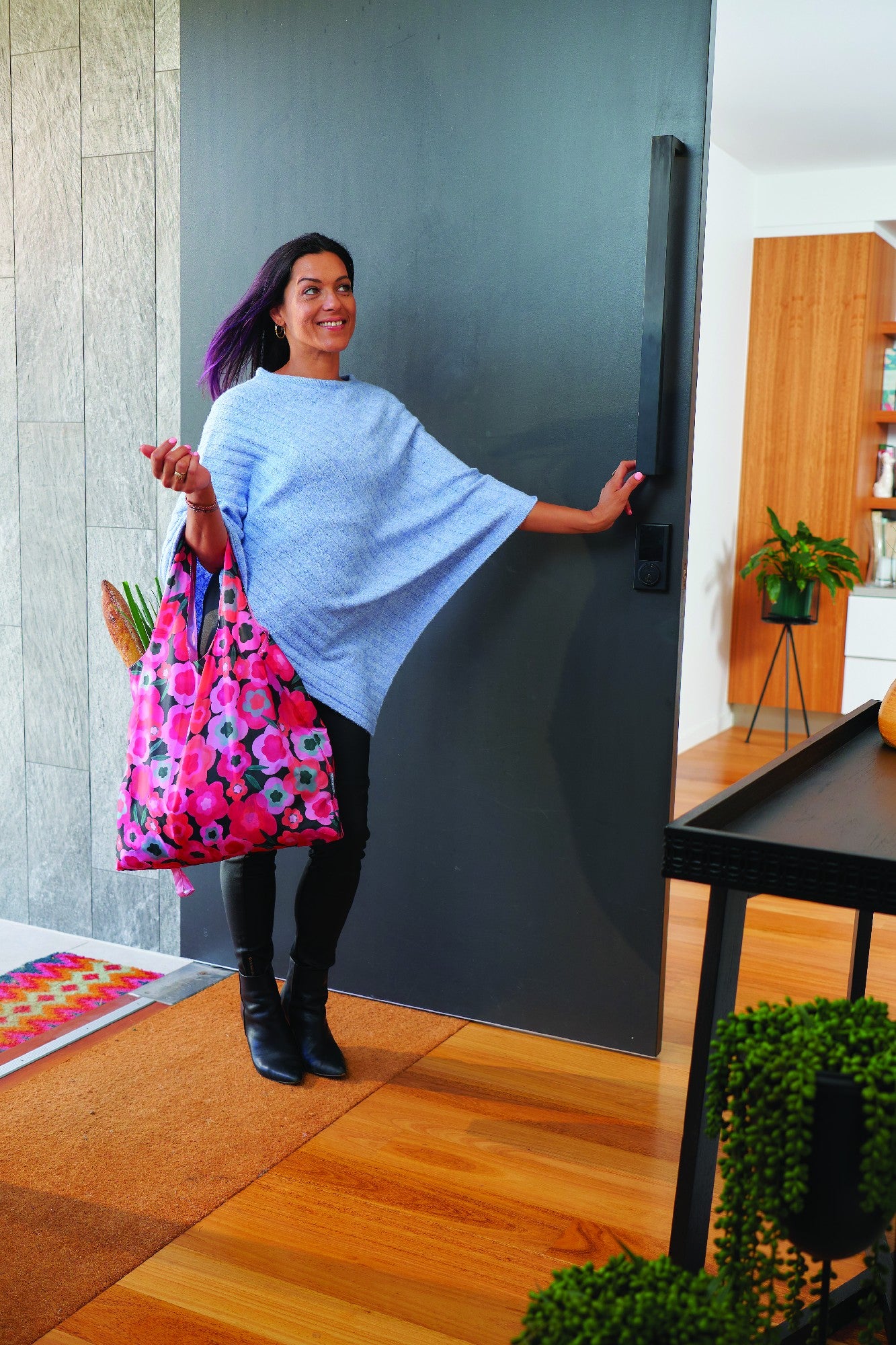 Knit Poncho - Light Pink